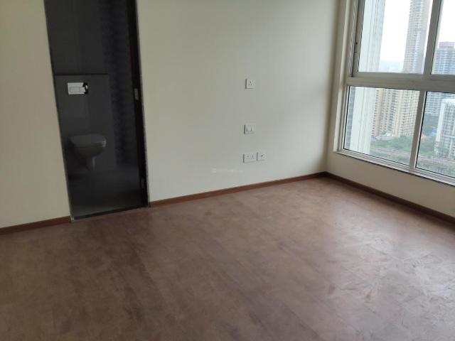 2 BHK Apartment in Mulund West for resale Mumbai. The reference number is 20731760