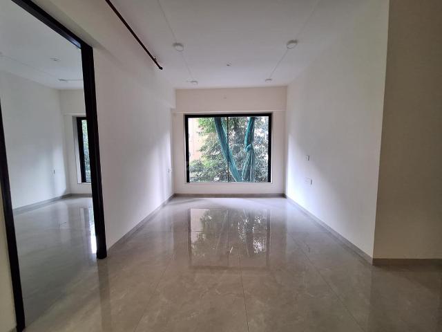 2 BHK Apartment in Mulund West for resale Mumbai. The reference number is 20758707