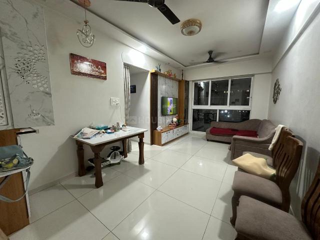 2 BHK Apartment in Mulund West for resale Mumbai. The reference number is 20058663
