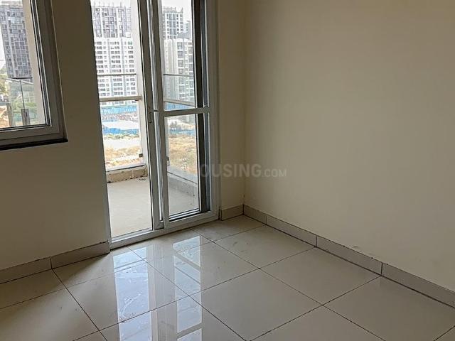 2 BHK Apartment in Mundhwa for rent Pune. The reference number is 18744782