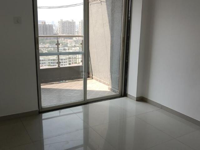 2 BHK Apartment in Mundhwa for rent Pune. The reference number is 19639807