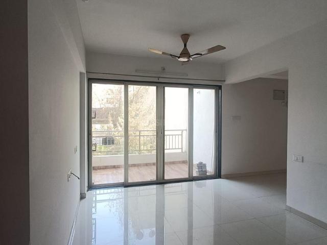 2 BHK Apartment in Mundhwa for rent Pune. The reference number is 19695398