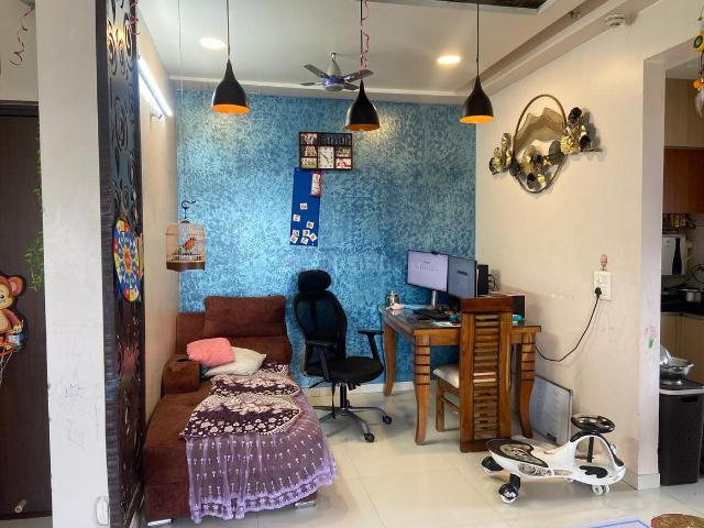2 BHK Apartment in Mundhwa for rent Pune. The reference number is 19954771
