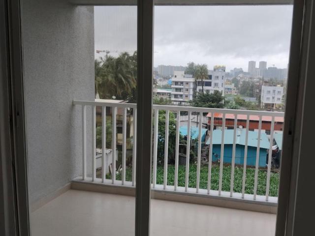 2 BHK Apartment in Mundhwa for rent Pune. The reference number is 20156440
