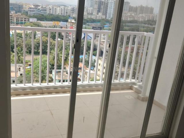 2 BHK Apartment in Mundhwa for rent Pune. The reference number is 20156705