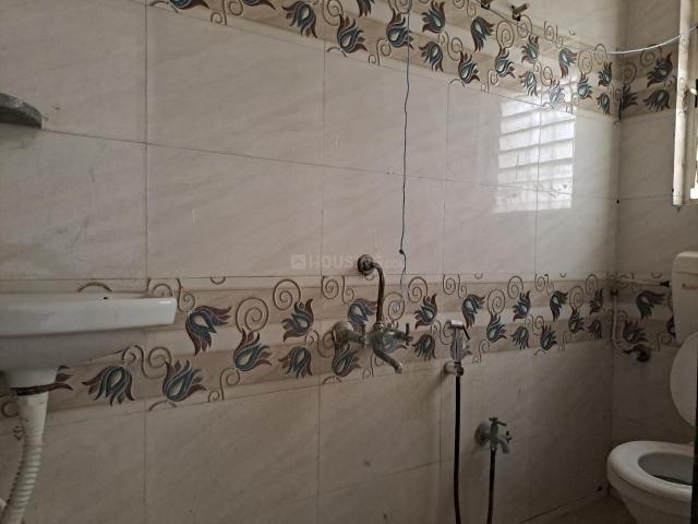 2 BHK Apartment in Mundhwa for rent Pune. The reference number is 20374333