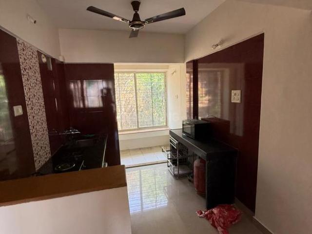 2 BHK Apartment in Mundhwa for rent Pune. The reference number is 20450781