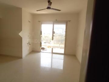 2 BHK Apartment in Mundhwa for rent Pune. The reference number is 20529009
