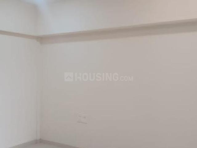 2 BHK Apartment in Mundhwa for rent Pune. The reference number is 20738651