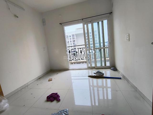 2 BHK Apartment in Mundhwa for rent Pune. The reference number is 20870700
