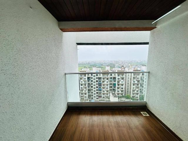 2 BHK Apartment in Mundhwa for rent Pune. The reference number is 20871878