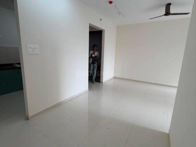 2 BHK Apartment in Mundhwa for rent Pune. The reference number is 20893907
