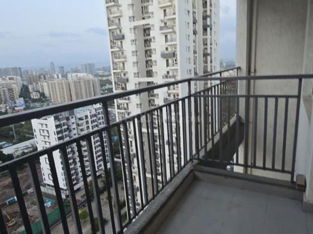 2 BHK Apartment in Mundhwa for rent Pune. The reference number is 20981968