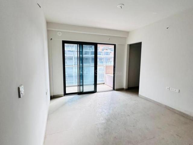 2 BHK Apartment in Mundhwa for rent Pune. The reference number is 21117725
