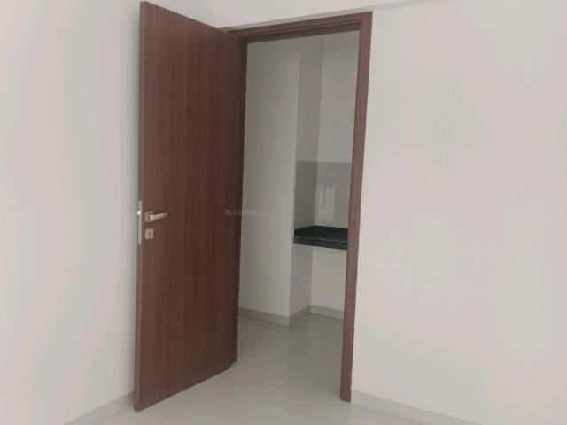 2 BHK Apartment in Mundhwa for rent Pune. The reference number is 21156784