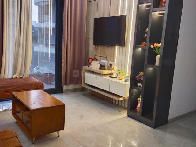 2 BHK Apartment in Mundhwa for rent Pune. The reference number is 21176993