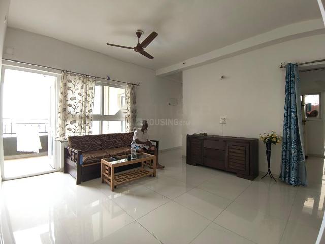 2 BHK Apartment in Mundhwa for rent Pune. The reference number is 21177064