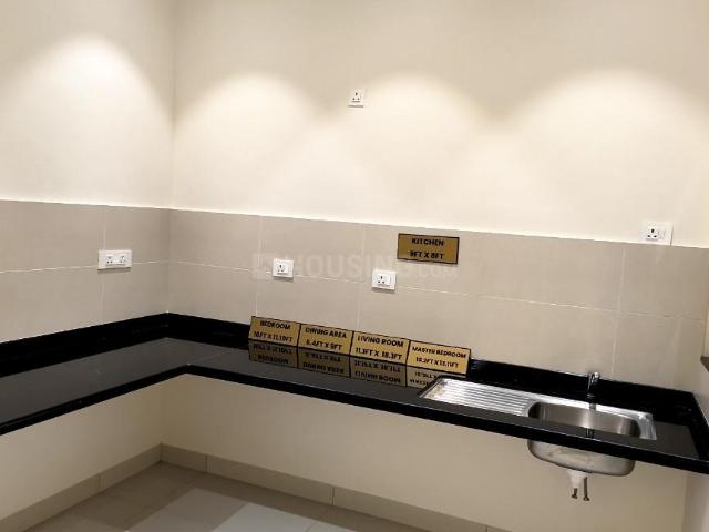 2 BHK Apartment in Mundhwa for resale Pune. The reference number is 18675418