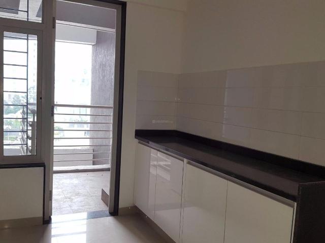 2 BHK Apartment in Mundhwa for resale Pune. The reference number is 8986363