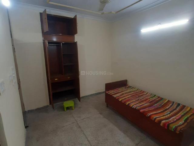 2 BHK Apartment in Munirka for rent New Delhi. The reference number is 18973825