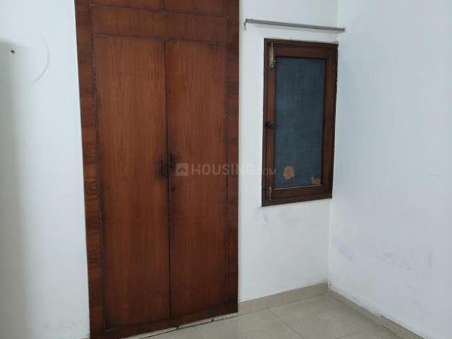 2 BHK Apartment in Munirka for rent New Delhi. The reference number is 19293323