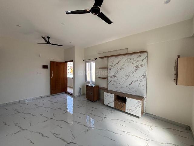 2 BHK Apartment in Murugeshpalya for rent Bengaluru. The reference number is 20594689
