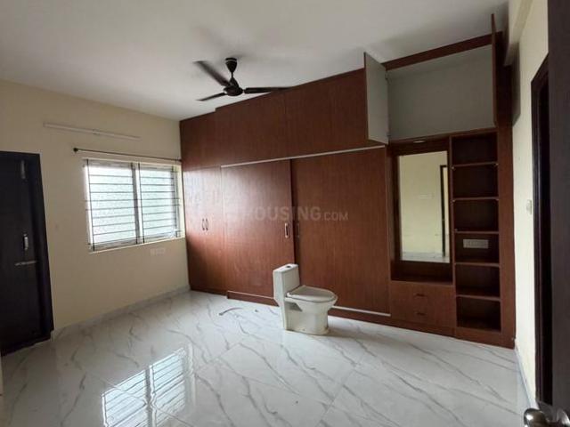 2 BHK Apartment in Murugeshpalya for rent Bengaluru. The reference number is 21043679