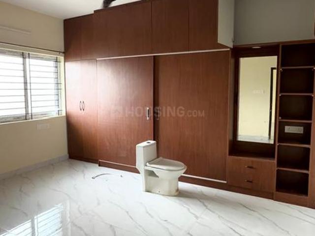 2 BHK Apartment in Murugeshpalya for rent Bengaluru. The reference number is 21048054