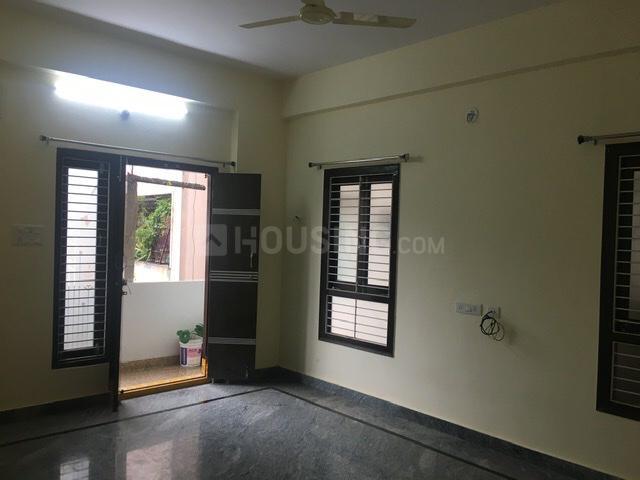 2 BHK Apartment in Musheerabad for rent Hyderabad. The reference number is 7435896