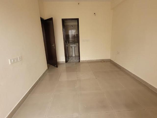 2 BHK Apartment in Noida Extension for rent Greater Noida. The reference number is 13741557