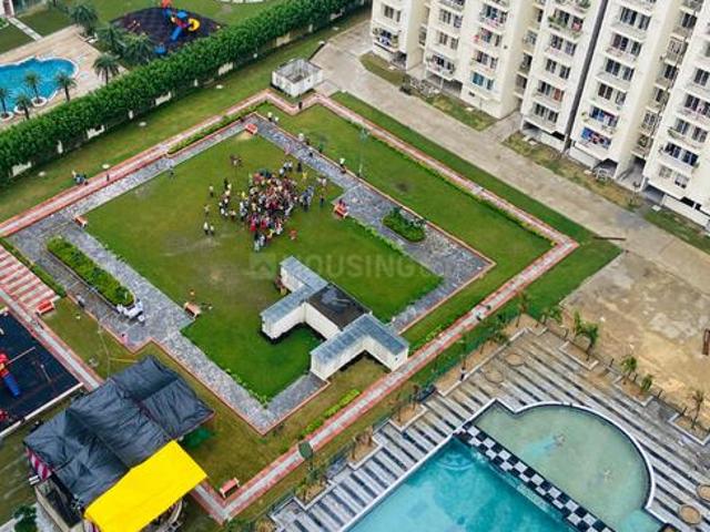 2 BHK Apartment in Noida Extension for rent Greater Noida. The reference number is 16558162