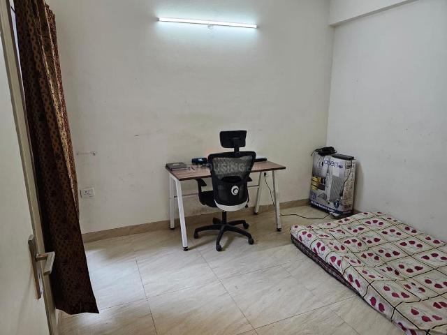 2 BHK Apartment in Noida Extension for rent Greater Noida. The reference number is 18942970