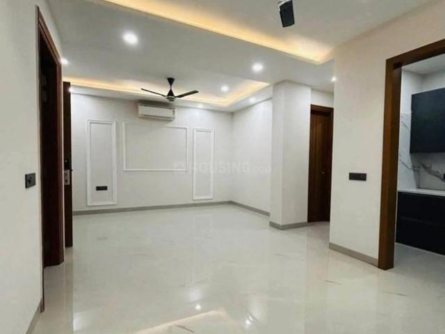 2 BHK Apartment in Noida Extension for rent Greater Noida. The reference number is 19516571