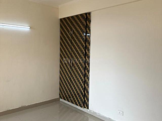 2 BHK Apartment in Noida Extension for rent Greater Noida. The reference number is 19684526