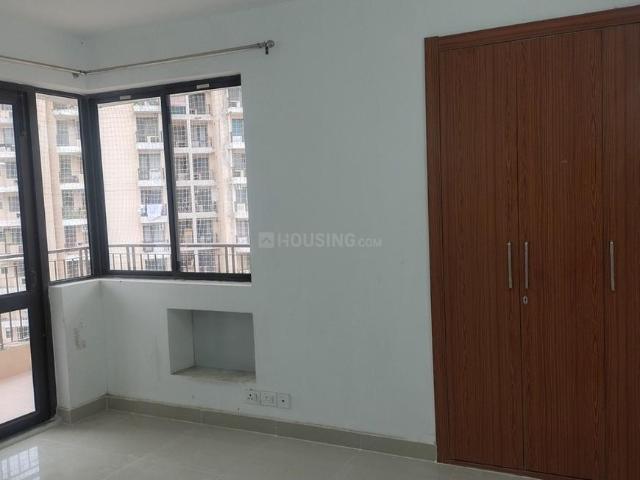 2 BHK Apartment in Noida Extension for rent Greater Noida. The reference number is 19765175