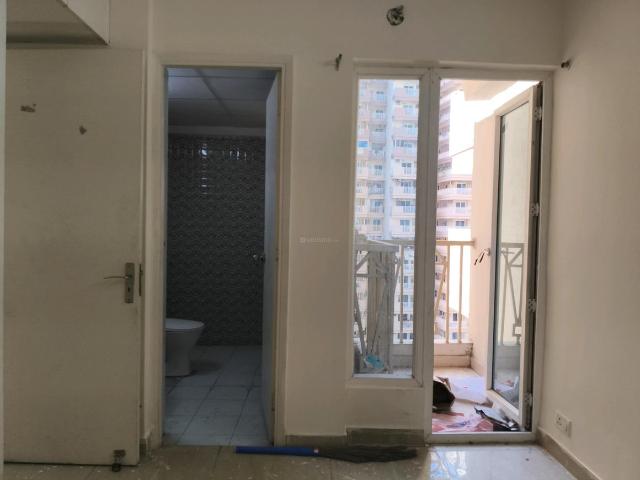 2 BHK Apartment in Noida Extension for rent Greater Noida. The reference number is 19826807
