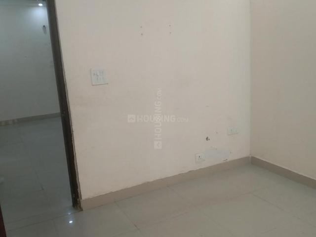 2 BHK Apartment in Noida Extension for rent Greater Noida. The reference number is 19944786