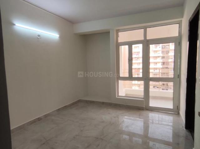 2 BHK Apartment in Noida Extension for rent Greater Noida. The reference number is 19157010