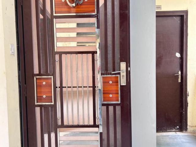 2 BHK Apartment in Noida Extension for rent Greater Noida. The reference number is 20721224