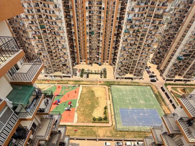2 BHK Apartment in Noida Extension for rent Greater Noida. The reference number is 20739623
