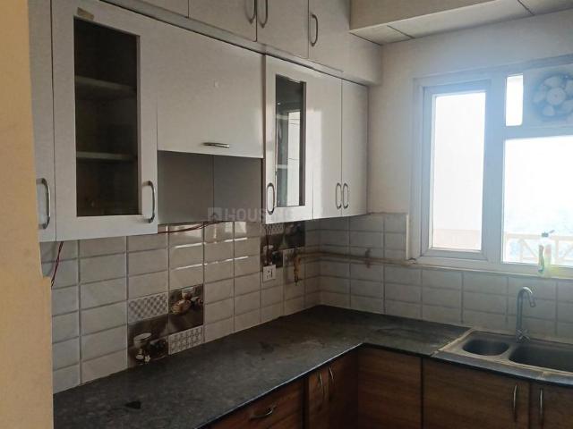 2 BHK Apartment in Noida Extension for rent Greater Noida. The reference number is 20801368