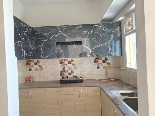 2 BHK Apartment in Noida Extension for rent Greater Noida. The reference number is 20949739