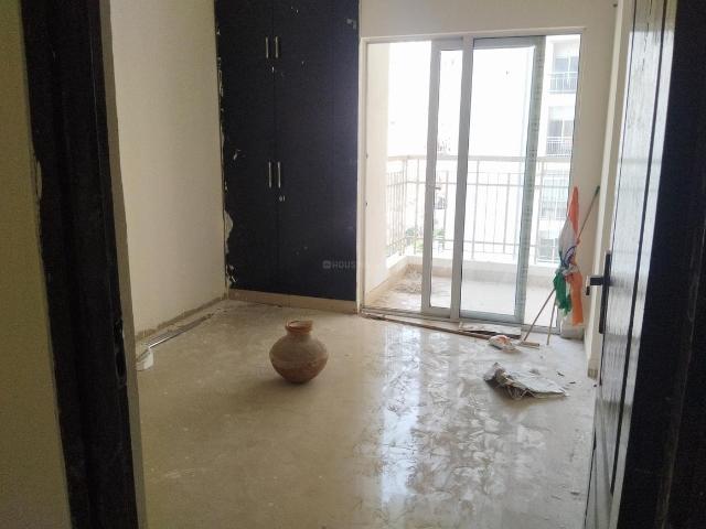 2 BHK Apartment in Noida Extension for rent Greater Noida. The reference number is 20104692