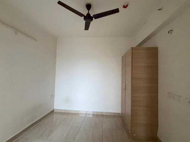 2 BHK Apartment in Noida Extension for rent Greater Noida. The reference number is 21048699