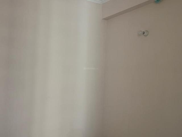2 BHK Apartment in Noida Extension for rent Greater Noida. The reference number is 21063528