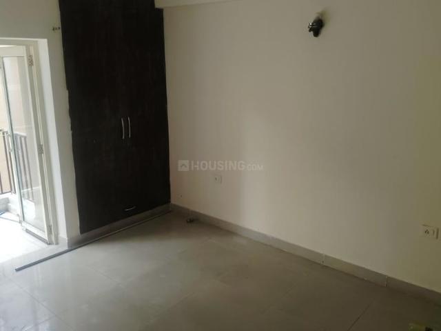 2 BHK Apartment in Noida Extension for rent Greater Noida. The reference number is 21063987