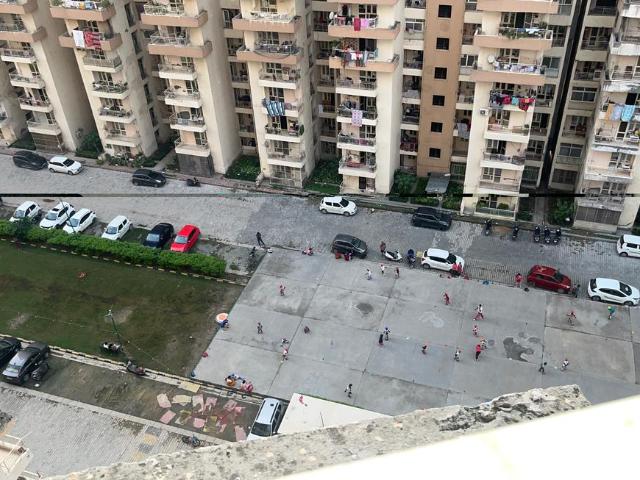 2 BHK Apartment in Noida Extension for rent Greater Noida. The reference number is 21070903