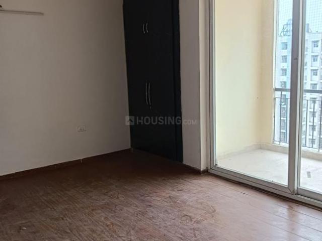2 BHK Apartment in Noida Extension for rent Greater Noida. The reference number is 21072741