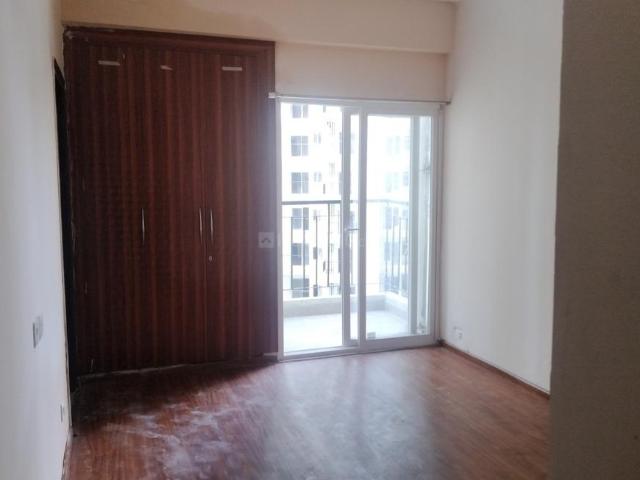 2 BHK Apartment in Noida Extension for rent Greater Noida. The reference number is 21075415