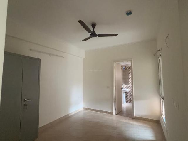 2 BHK Apartment in Noida Extension for rent Greater Noida. The reference number is 21098174
